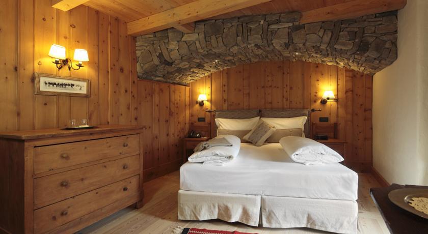 Hotellerie De Mascognaz Champoluc Esterno foto