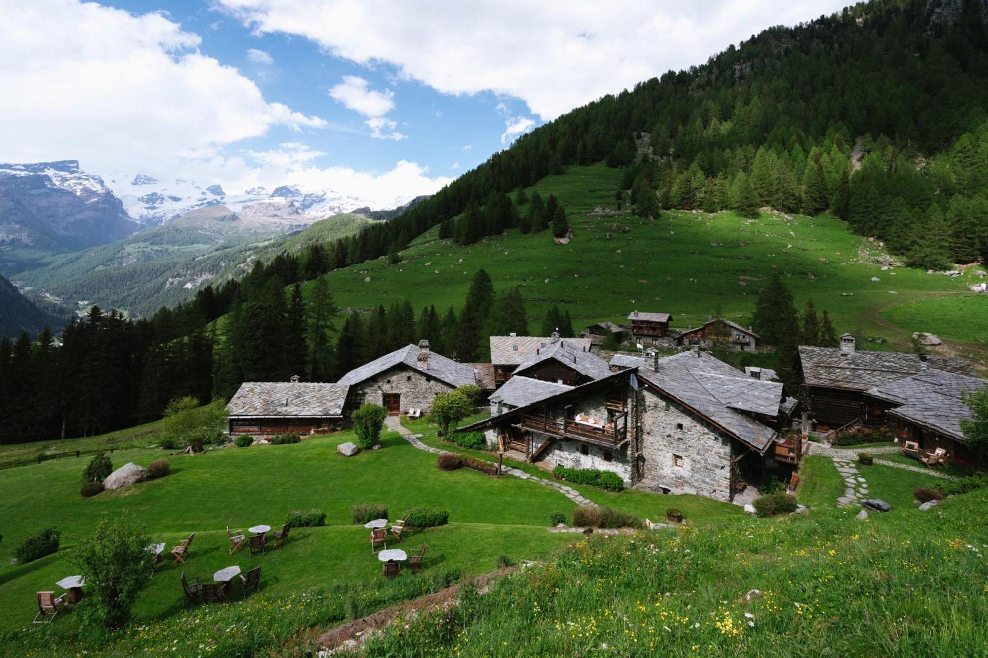 Hotellerie De Mascognaz Champoluc Esterno foto