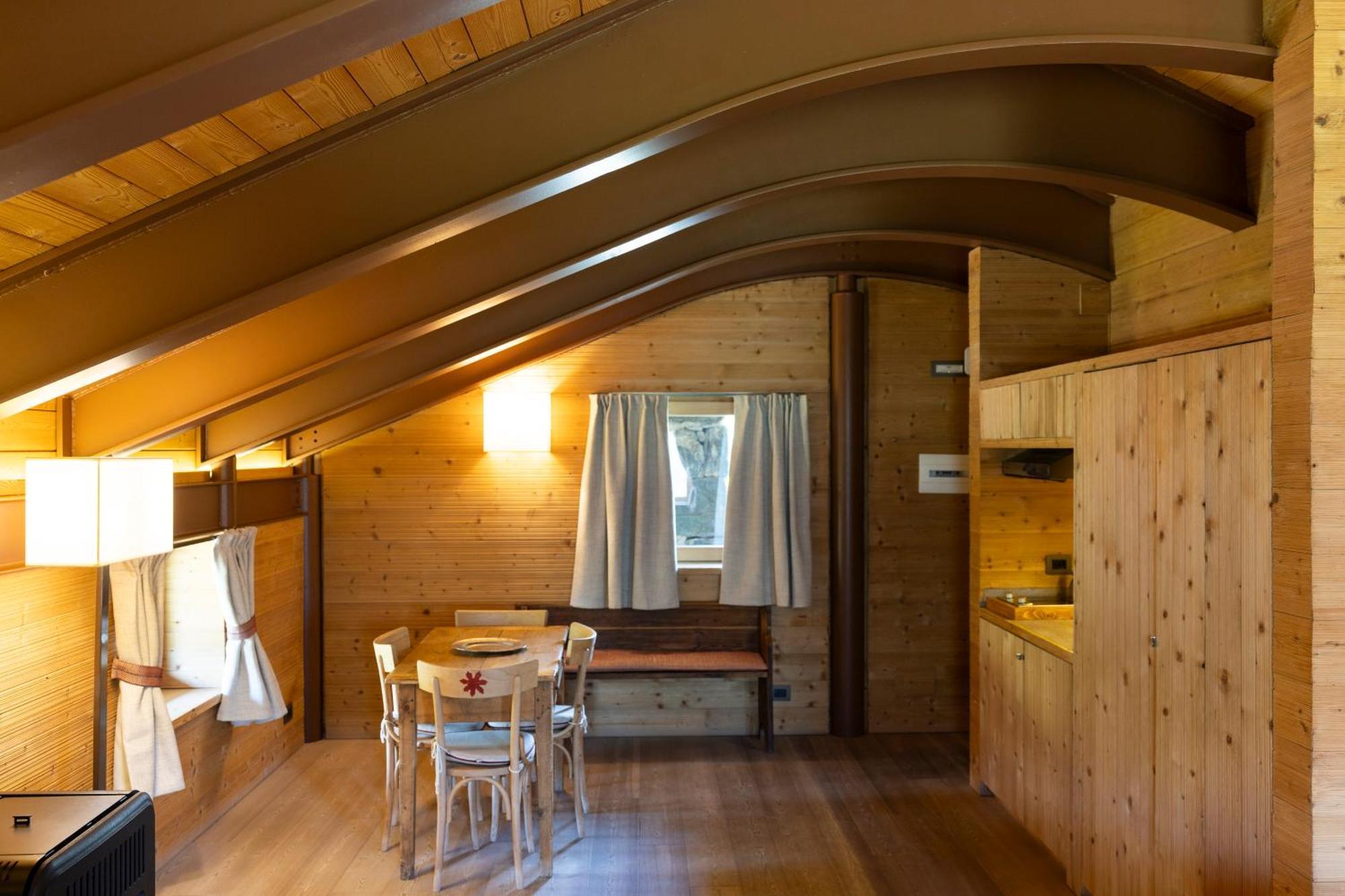 Hotellerie De Mascognaz Champoluc Esterno foto