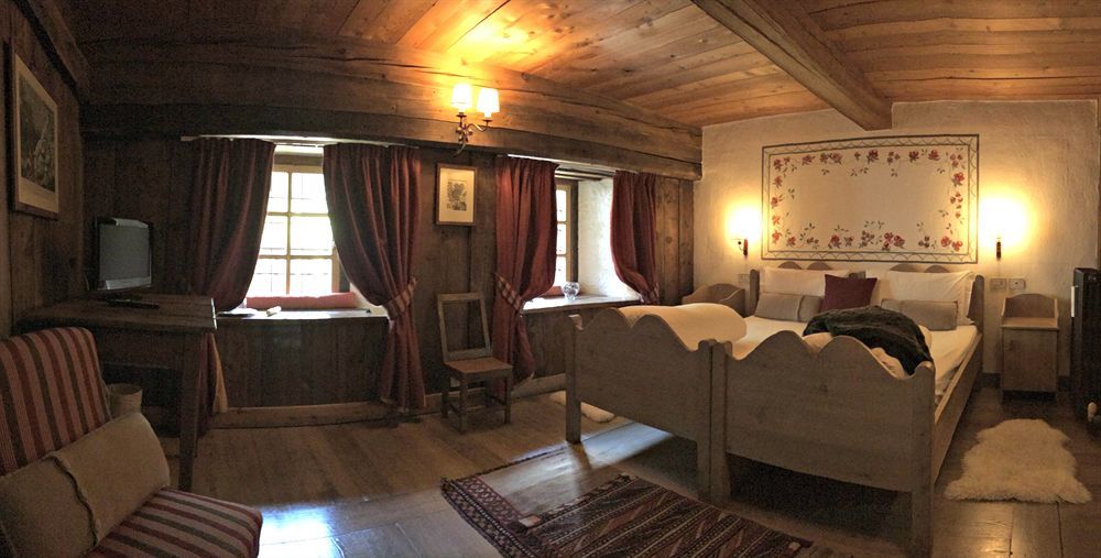 Hotellerie De Mascognaz Champoluc Esterno foto