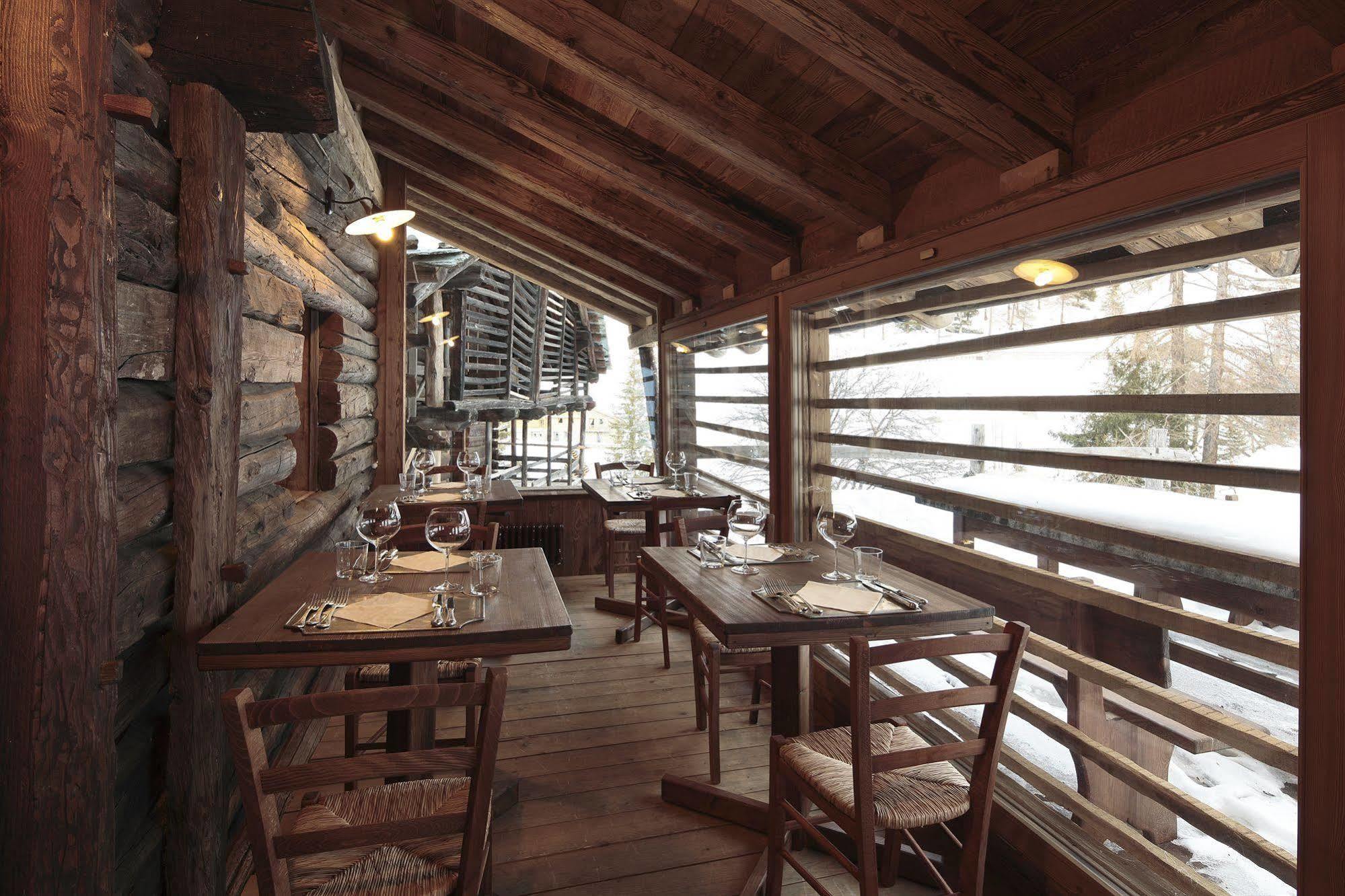 Hotellerie De Mascognaz Champoluc Esterno foto